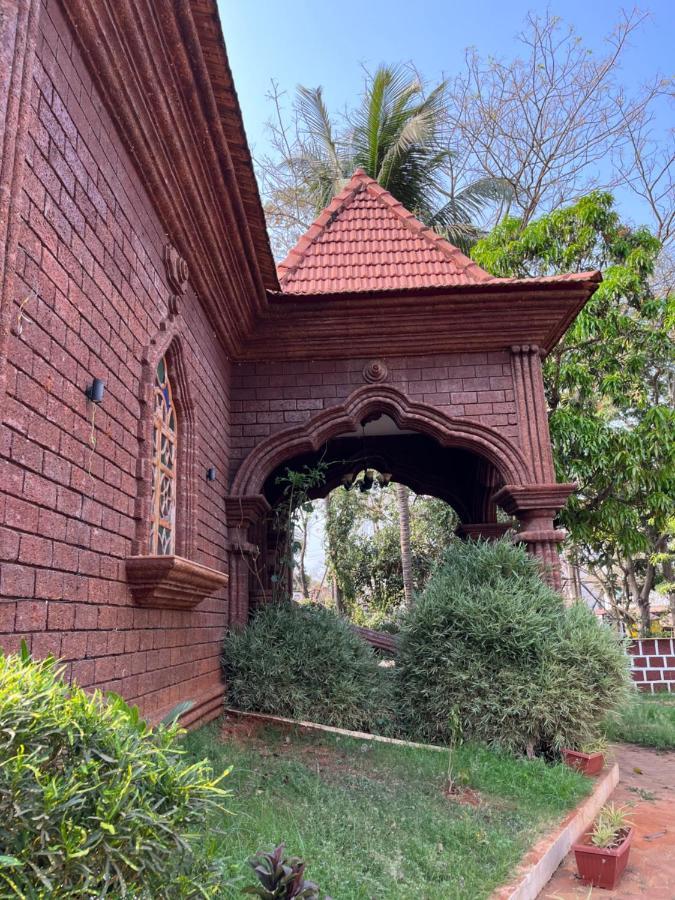 The Byke Royal Pearl Anjuna Exterior foto